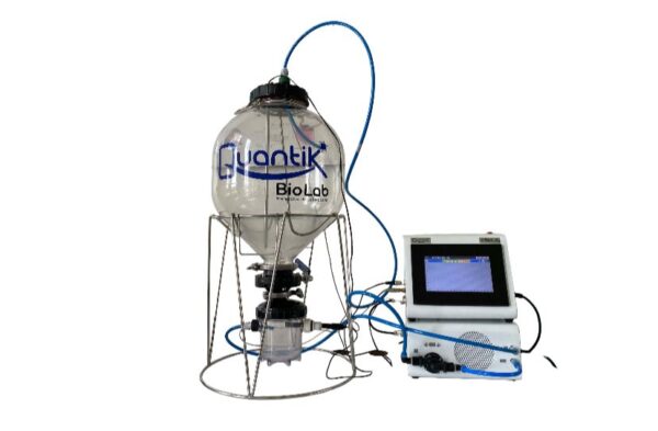 BIOLAB Biorreactor de laboratorio marca QUANTIK